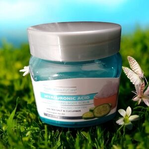 Hyaluronic Acid Exfoliating Body Scrub